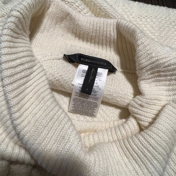 BCBG MaxAzria Cream Knit Cowl Neck Sleeveless Sweater  Size S - Picture 2 of 5